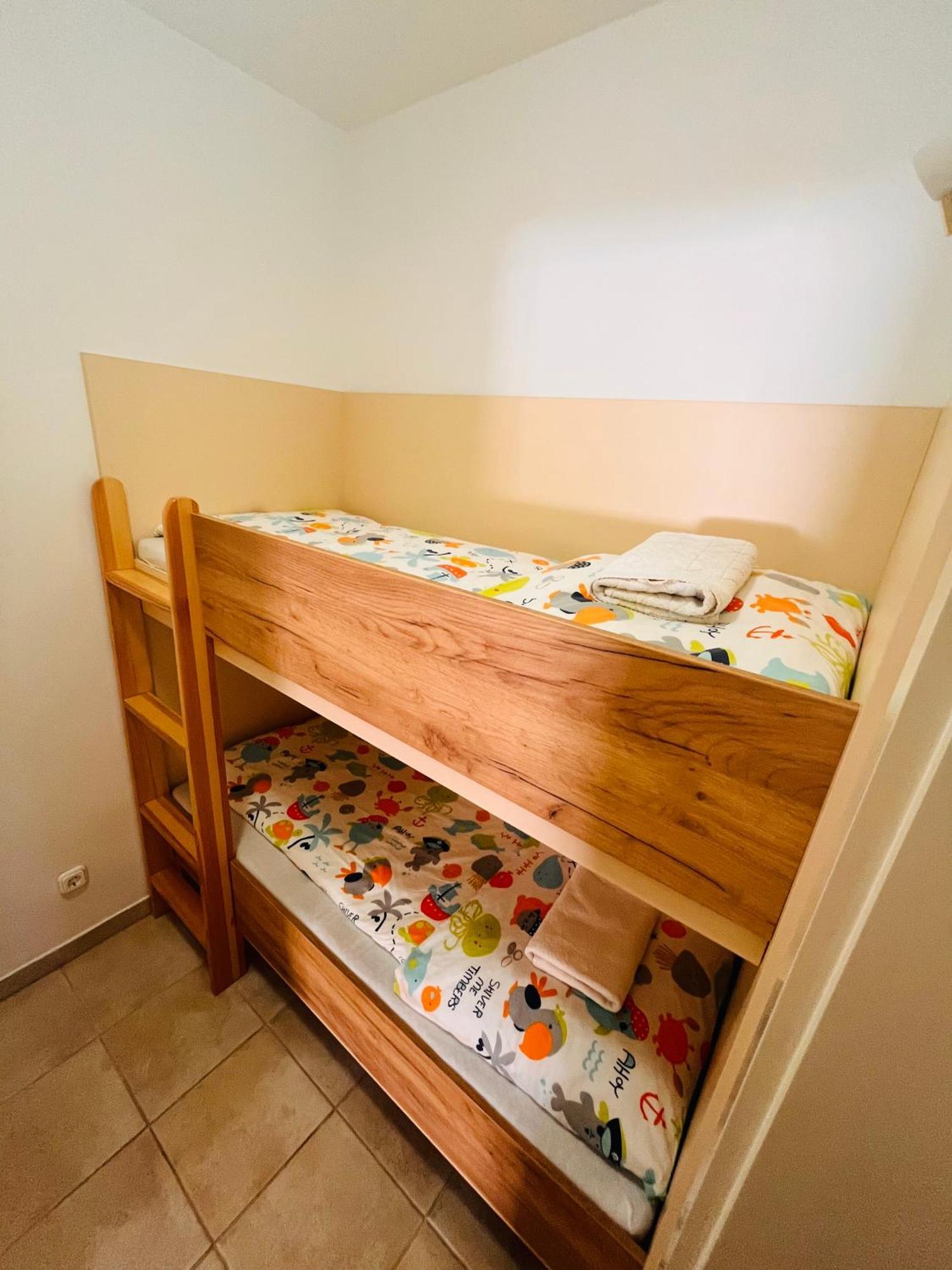 Aqua Azur Apartman Hajdúszoboszló Zewnętrze zdjęcie