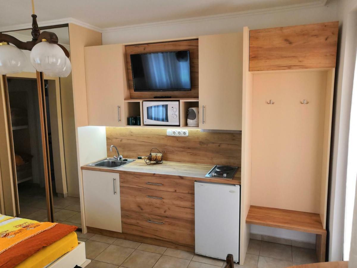 Aqua Azur Apartman Hajdúszoboszló Zewnętrze zdjęcie