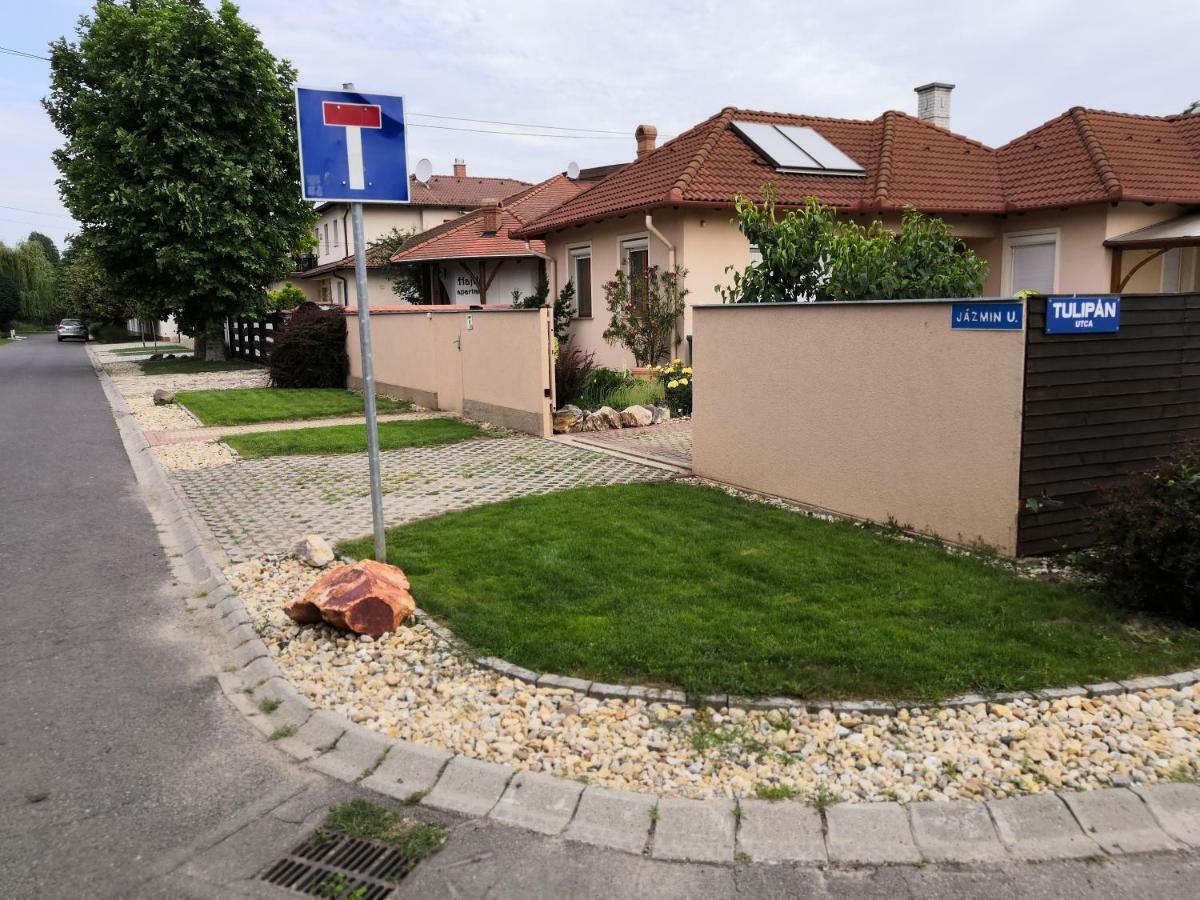 Aqua Azur Apartman Hajdúszoboszló Zewnętrze zdjęcie