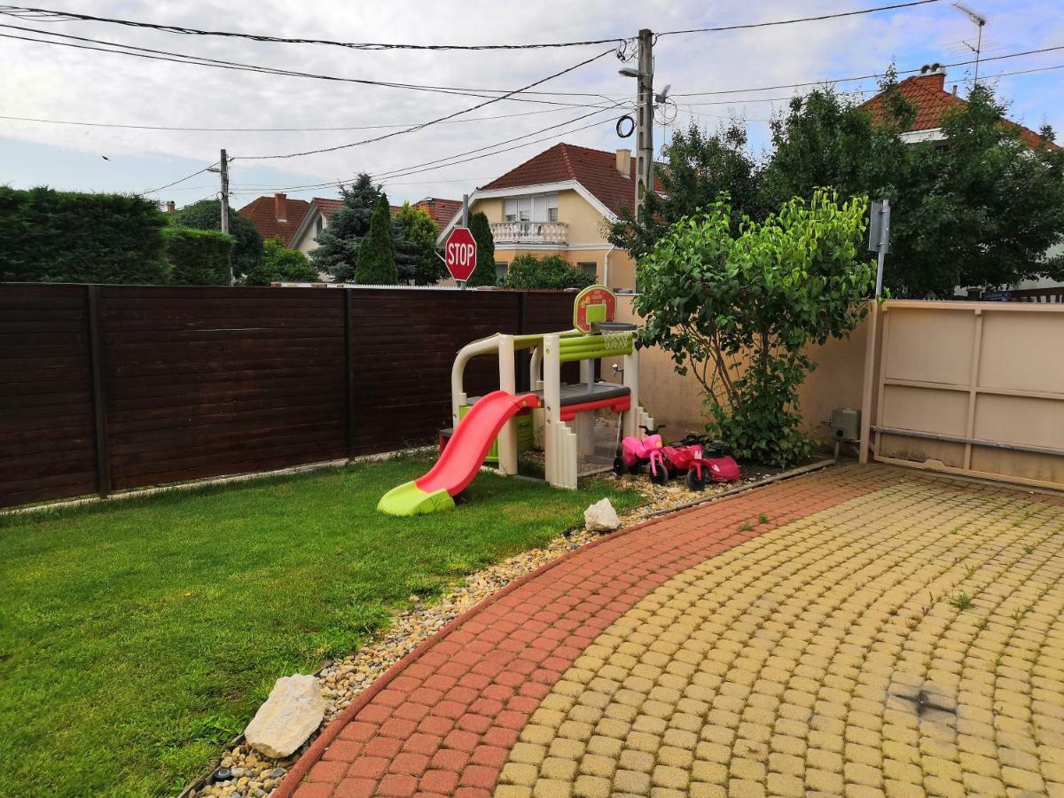 Aqua Azur Apartman Hajdúszoboszló Zewnętrze zdjęcie